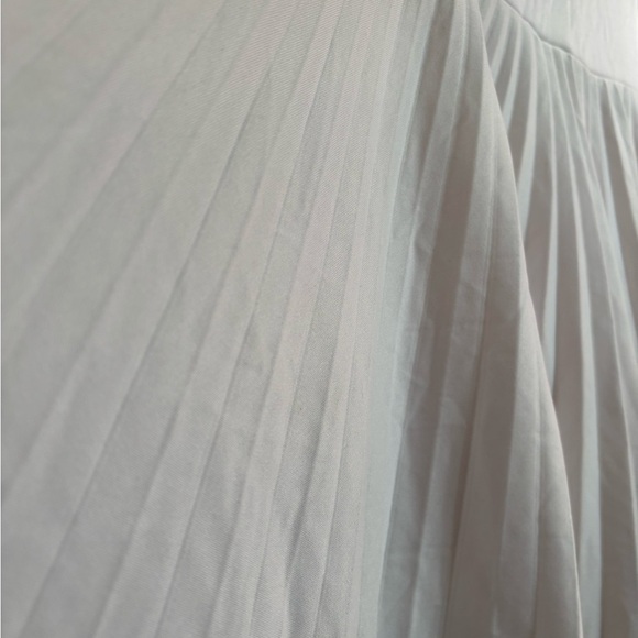 Chic White Backless Halter Dress - Picture 2 of 7